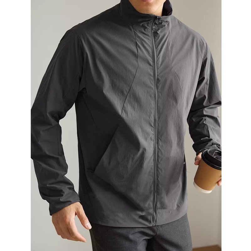 Herfstwandeljassen voor heren, - Outdoor Adventure Windbreaker recensie en prijs